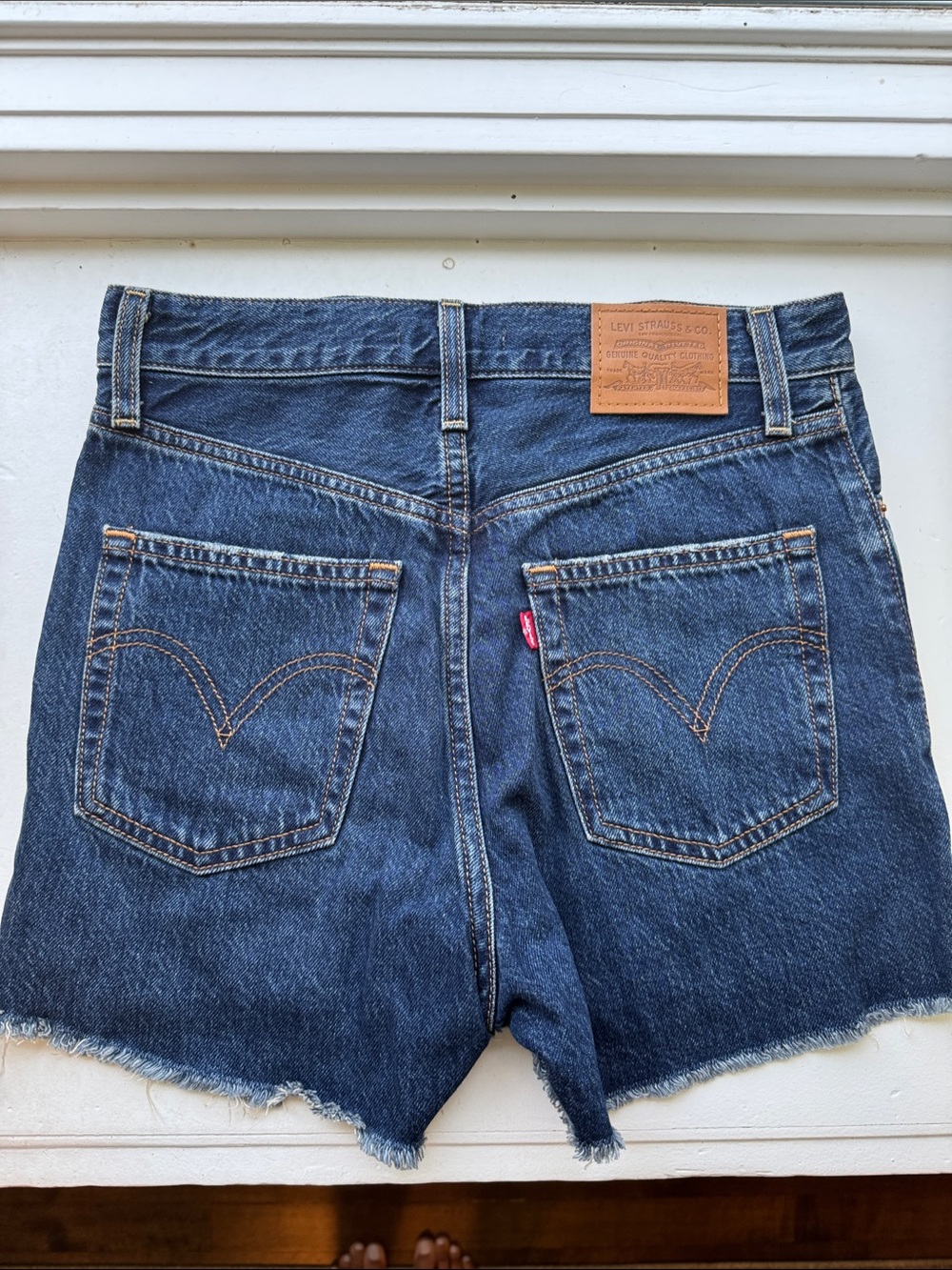 Ribcage High-waisted Levi's Women's Dark Blue Denim Cutoff Shorts